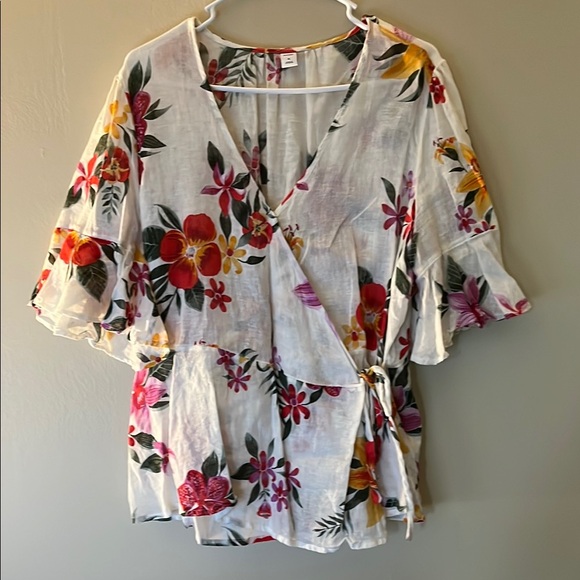Old Navy Red and Pink Floral Wrap Blouse - Picture 1 of 3